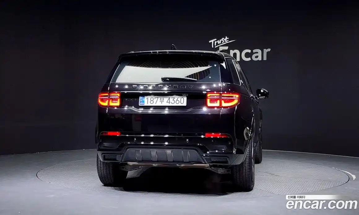 Land Rover Discovery Sport 2024 2.0 гидро в Москве № 231160, фото 4