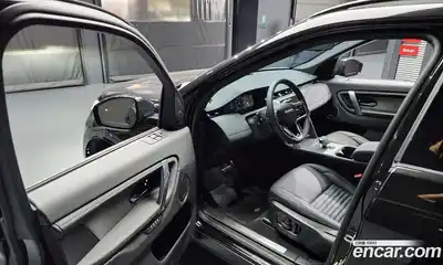 Land Rover Discovery Sport 2024 2.0 гидро в Москве № 231160, миниатюра 10