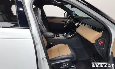 Land Rover Range-Rover Velar 2024 3.0 гидро в Москве № 231187, миниатюра 10