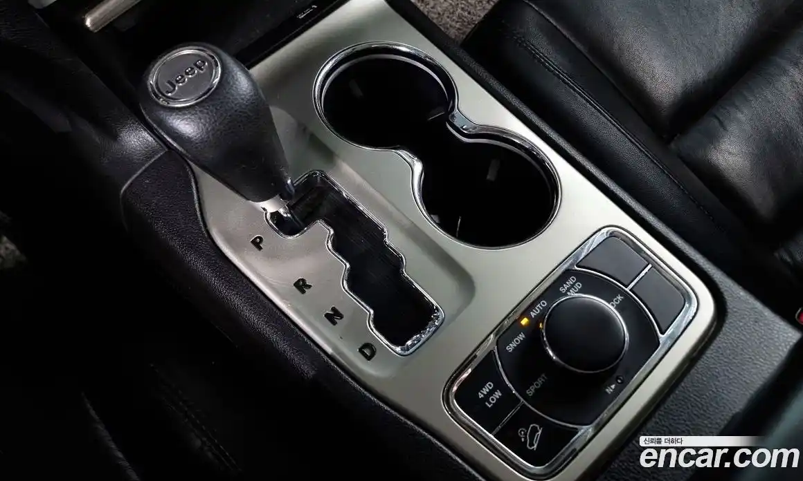 Jeep Cherokee 2013 3.0 гидро в Москве № 232788, фото 9