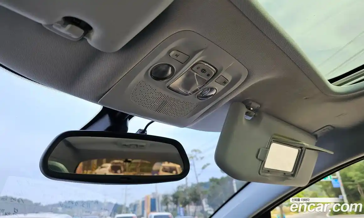 Peugeot 2008 2015 1.6 гидро в Москве № 233704, фото 17