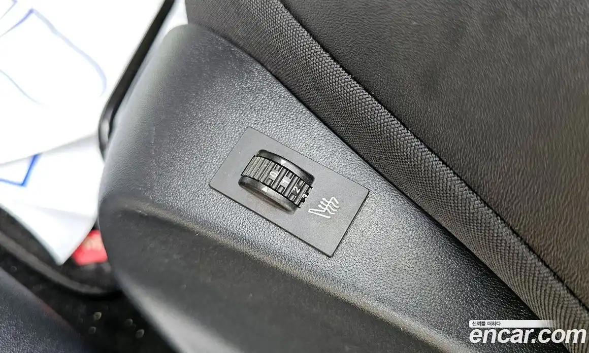 Peugeot 2008 2015 1.6 гидро в Москве № 233704, фото 18