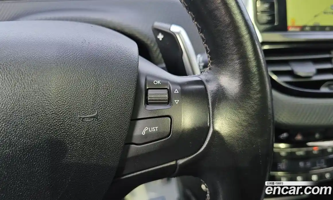 Peugeot 2008 2015 1.6 гидро в Москве № 233704, фото 10