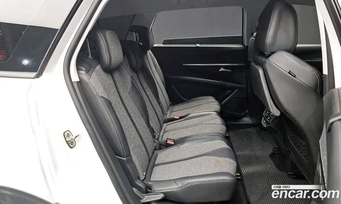 Peugeot 5008 2018 1.6 гидро в Москве № 235316, фото 12