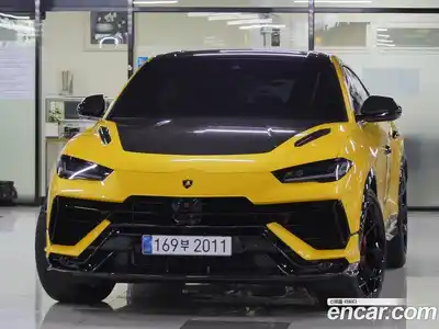 Lamborghini Urus, 2024