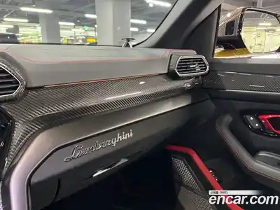 Lamborghini Urus 2024 4.0 гидро в Москве № 246790, миниатюра 11