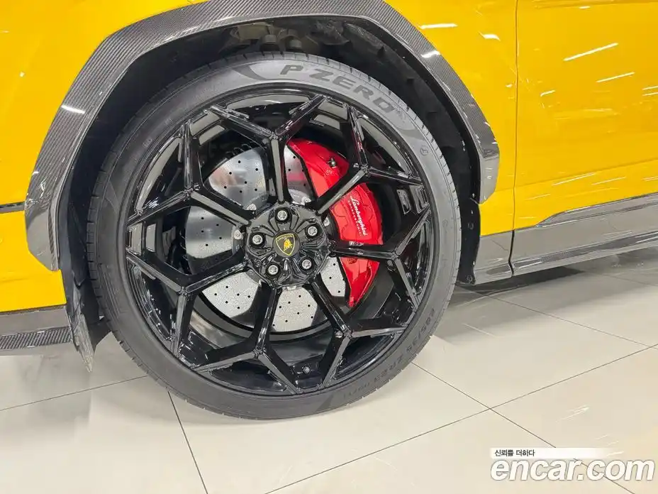 Lamborghini Urus 2024 4.0 гидро в Москве № 246790, фото 16
