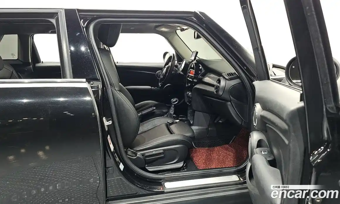 Mini Cooper 2016 1.5 гидро в Москве № 253365, фото 11