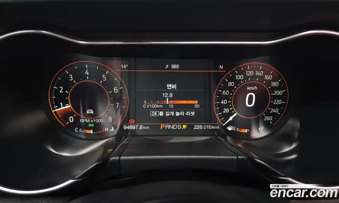 Ford Mustang 2018 2.3 гидро в Москве № 255540, фото 8