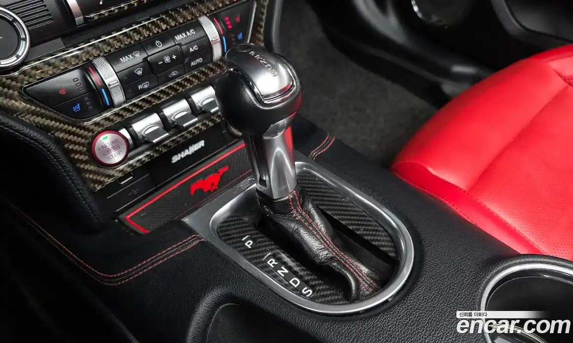 Ford Mustang 2018 2.3 гидро в Москве № 255540, фото 9