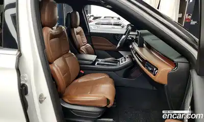 Lincoln Aviator 2021 3.0 гидро в Москве № 255740, миниатюра 11