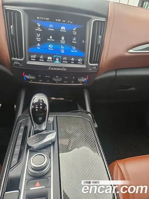 Maserati Levante 2018 3.0 гидро в Москве № 256017, фото 13