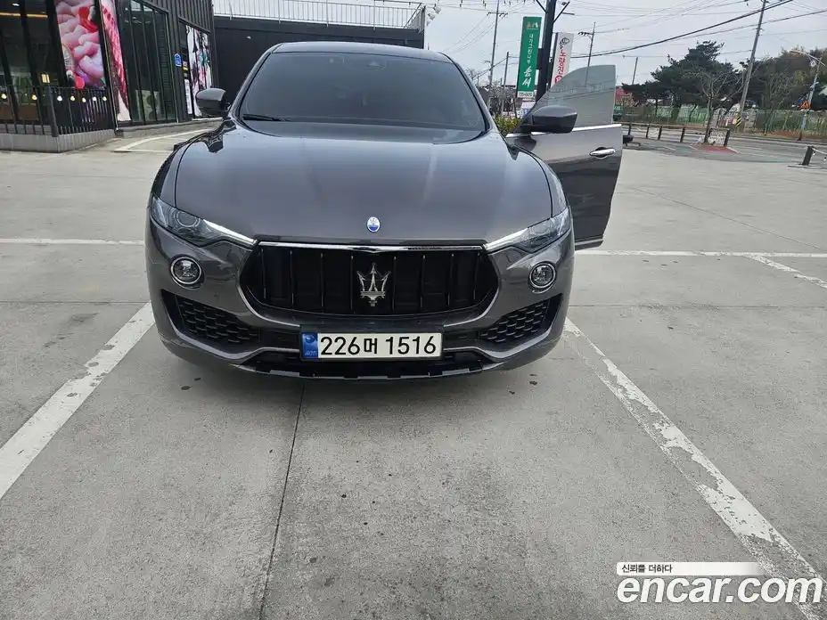 Maserati Levante 2018 3.0 гидро в Москве № 256017, фото 4