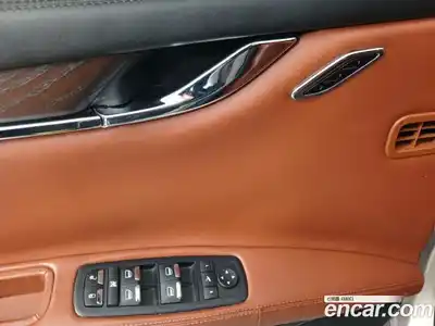 Maserati Quattroporte 2016 3.0 гидро в Москве № 256033, миниатюра 9