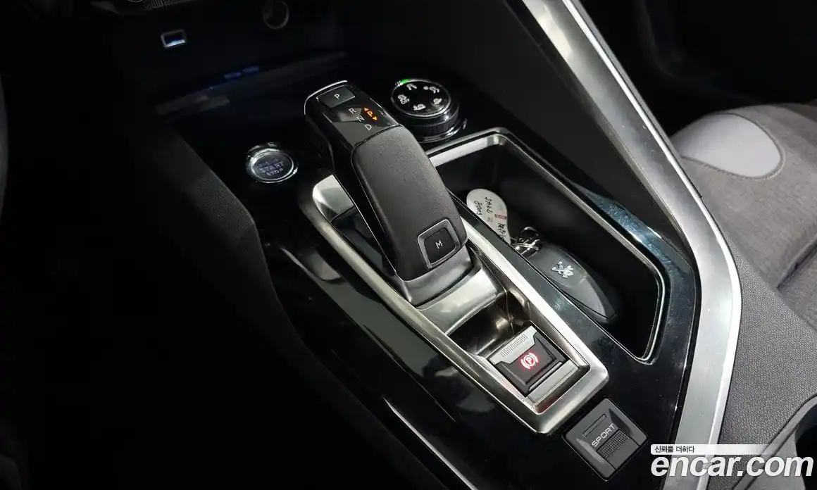 Peugeot 5008 2020 1.5 гидро в Москве № 258168, фото 9