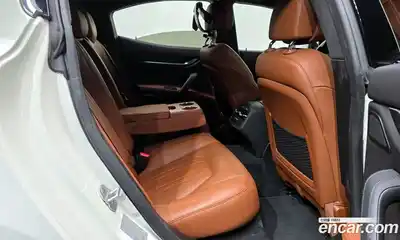 Maserati Ghibli 2022 2.0 гидро в Москве № 280884, миниатюра 12