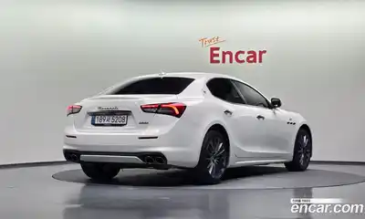 Maserati Ghibli 2022 2.0 гидро в Москве № 280884, миниатюра 2
