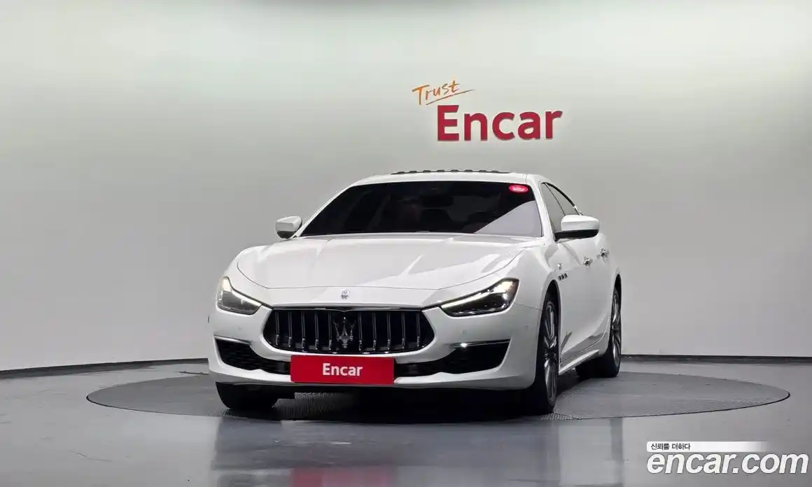 Maserati Ghibli 2022 2.0 гидро в Москве № 280884, фото 3