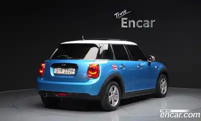 Mini Cooper 2016 1.5 гидро в Москве № 299714, миниатюра 2
