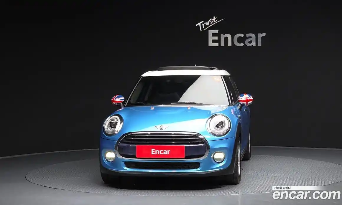 Mini Cooper 2016 1.5 гидро в Москве № 299714, фото 3