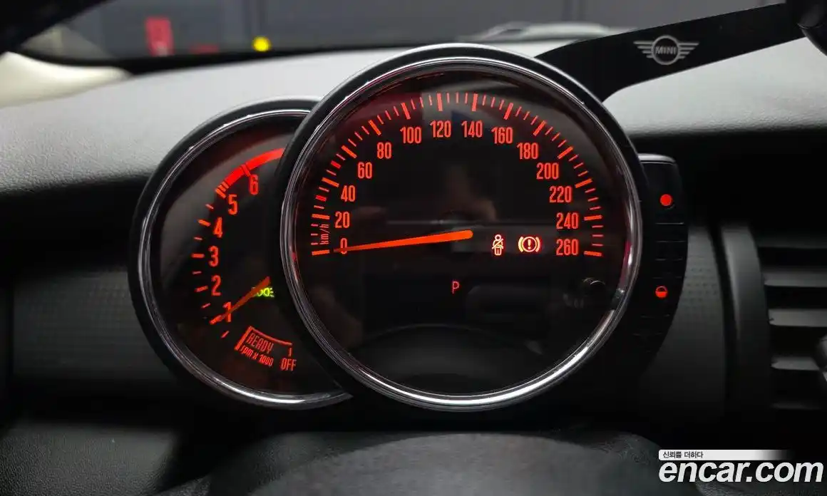 Mini Cooper 2016 1.5 гидро в Москве № 299714, фото 8