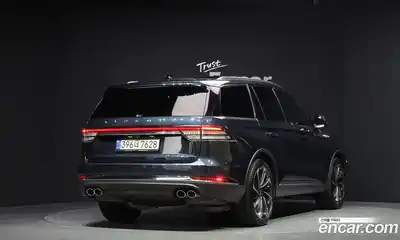 Lincoln Aviator 2023 3.0 гидро в Москве № 304192, миниатюра 2