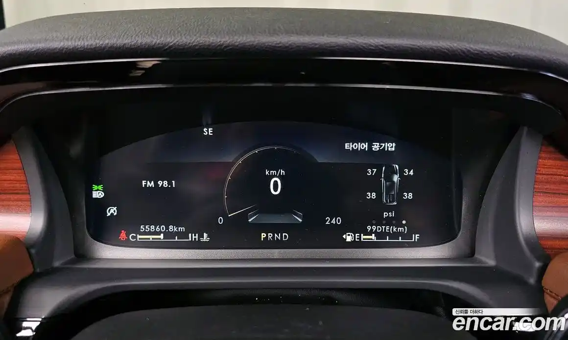 Lincoln Aviator 2023 3.0 гидро в Москве № 304192, фото 8