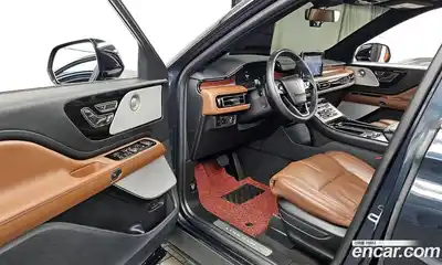 Lincoln Aviator 2023 3.0 гидро в Москве № 304192, миниатюра 10