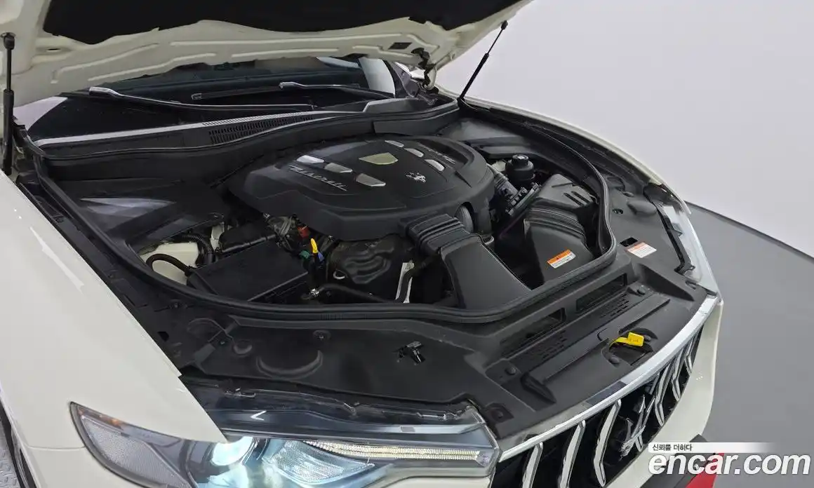 Maserati Levante 2016 3.0 гидро в Москве № 304558, фото 6