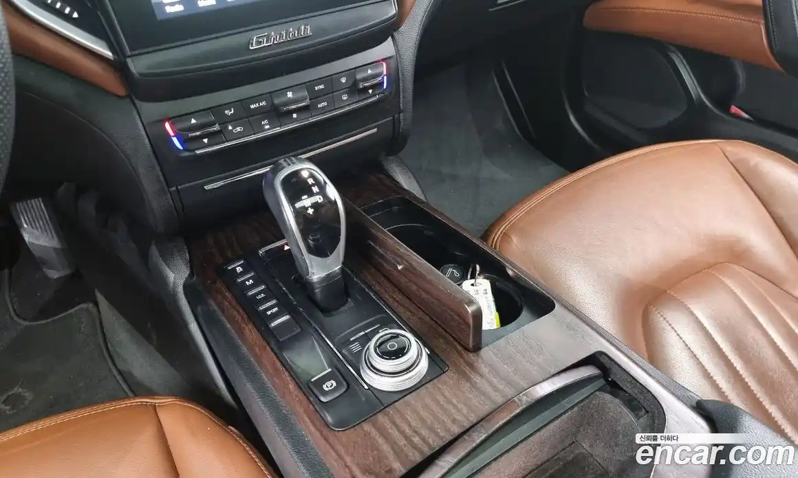 Maserati Ghibli 2017 3.0 гидро в Москве № 304579, фото 9