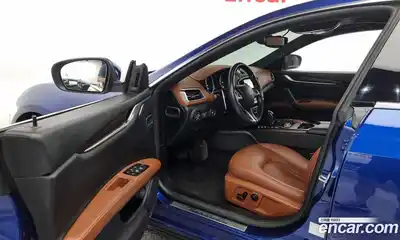 Maserati Ghibli 2017 3.0 гидро в Москве № 304579, миниатюра 10