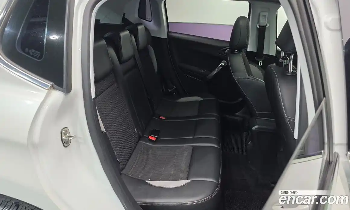 Peugeot 2008 2015 1.6 гидро в Москве № 314055, фото 12