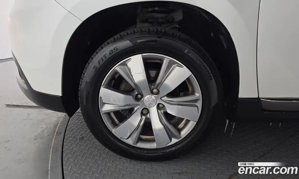 Peugeot 2008 2015 1.6 гидро в Москве № 314055, фото 5