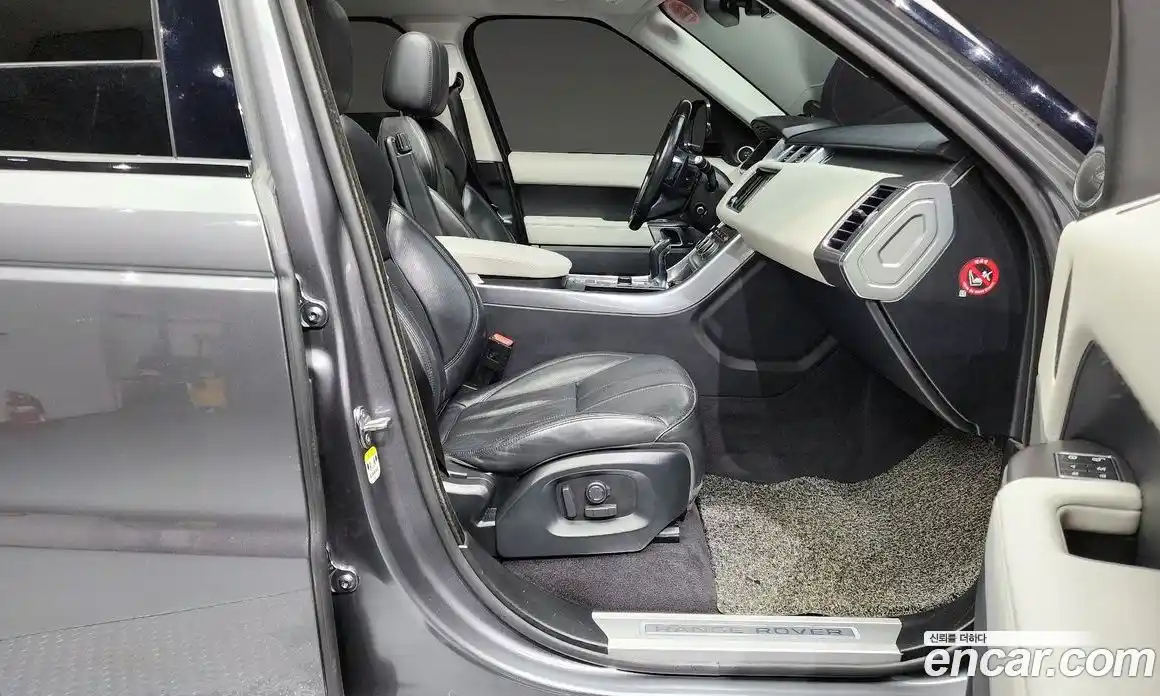 Land Rover Range-Rover Sport 2016 3.0 гидро в Москве № 328276, фото 11