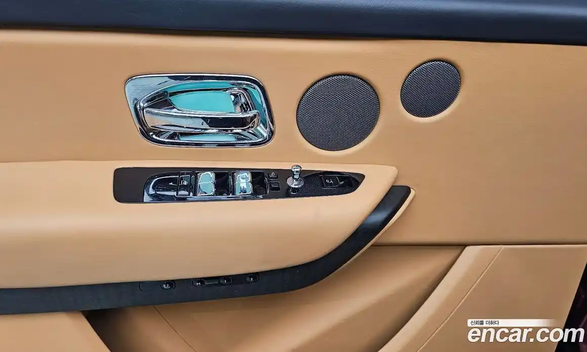 Rolls-Royce Cullinan 2023 6.7 гидро в Москве № 366913, фото 17