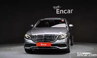 Mercedes-Benz E-Class 2020 2.0 гидро, миниатюра 3