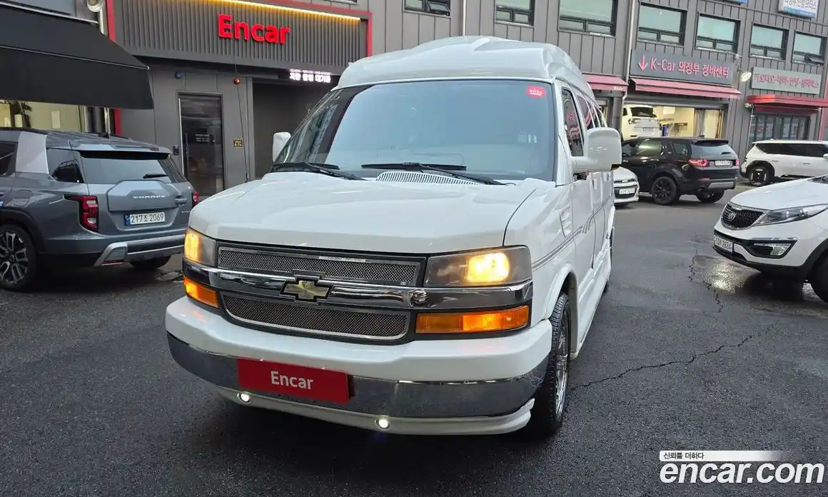 Chevrolet Express Van 2010 5.3 гидро в Москве № 403996, фото 3