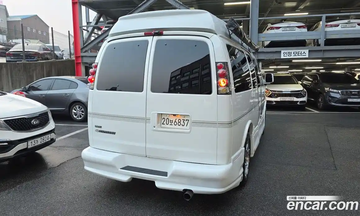 Chevrolet Express Van 2010 5.3 гидро в Москве № 403996, фото 4