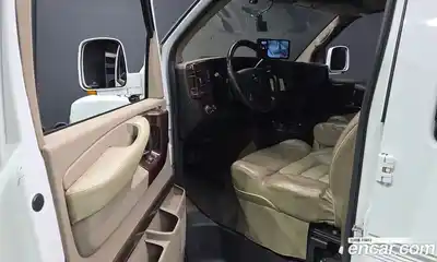 Chevrolet Express Van 2010 5.3 гидро в Москве № 403996, миниатюра 10