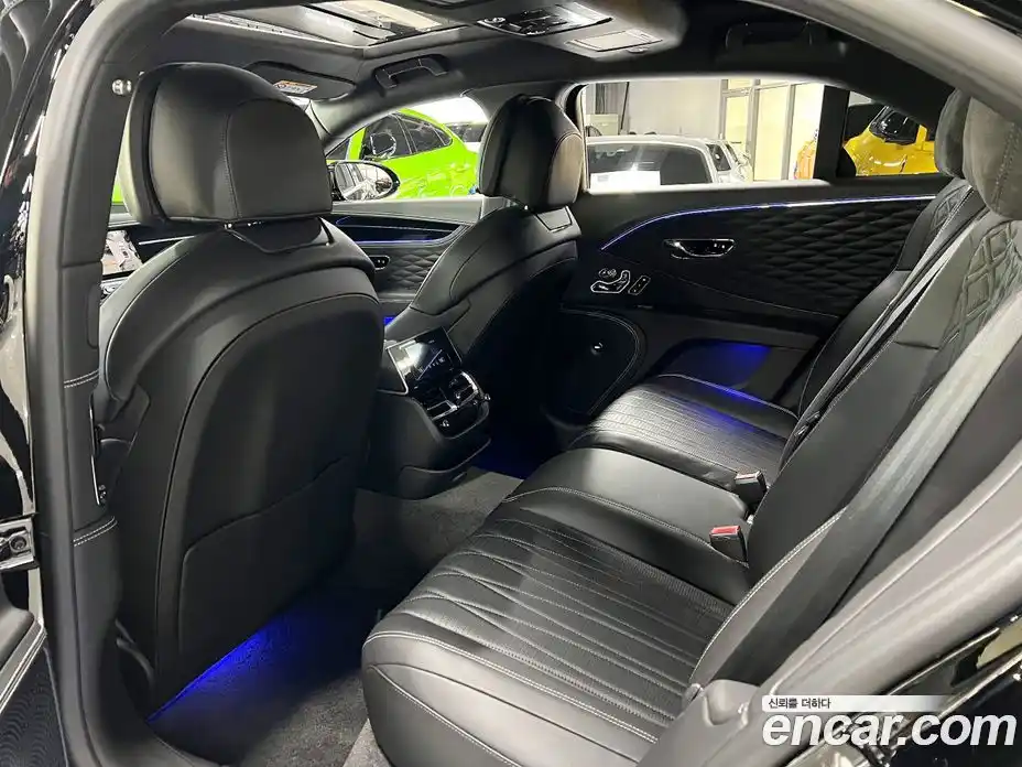 Bentley Flying Spur 2020 6.0 гидро в Москве № 409049, фото 14