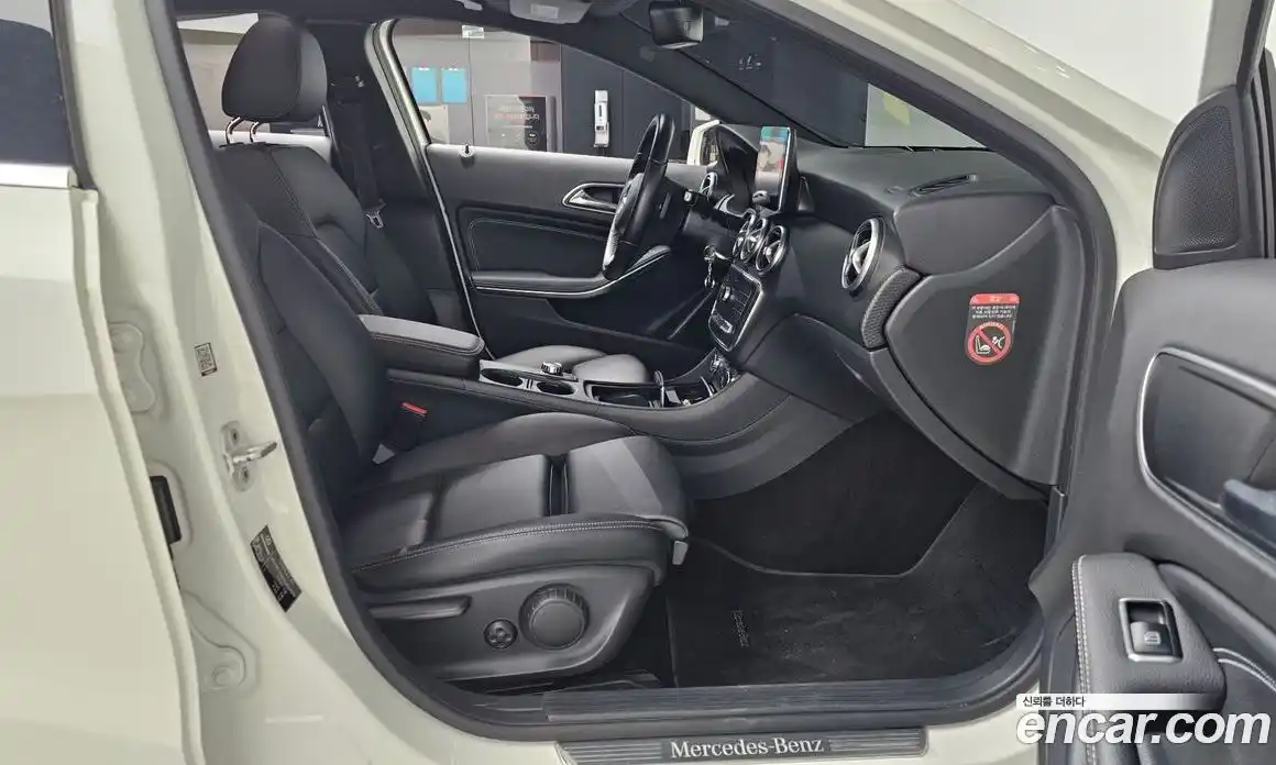 Mercedes-Benz A-Class 2016 1.6 гидро в Москве № 412678, фото 11