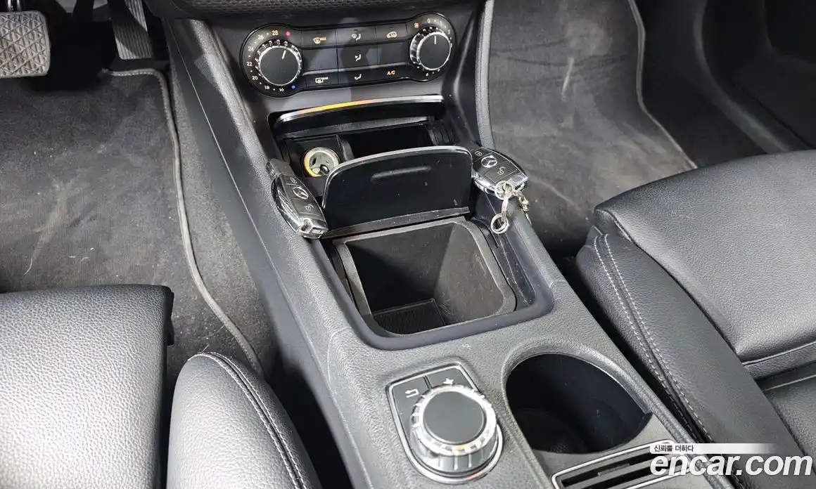 Mercedes-Benz A-Class 2016 1.6 гидро в Москве № 412678, фото 16