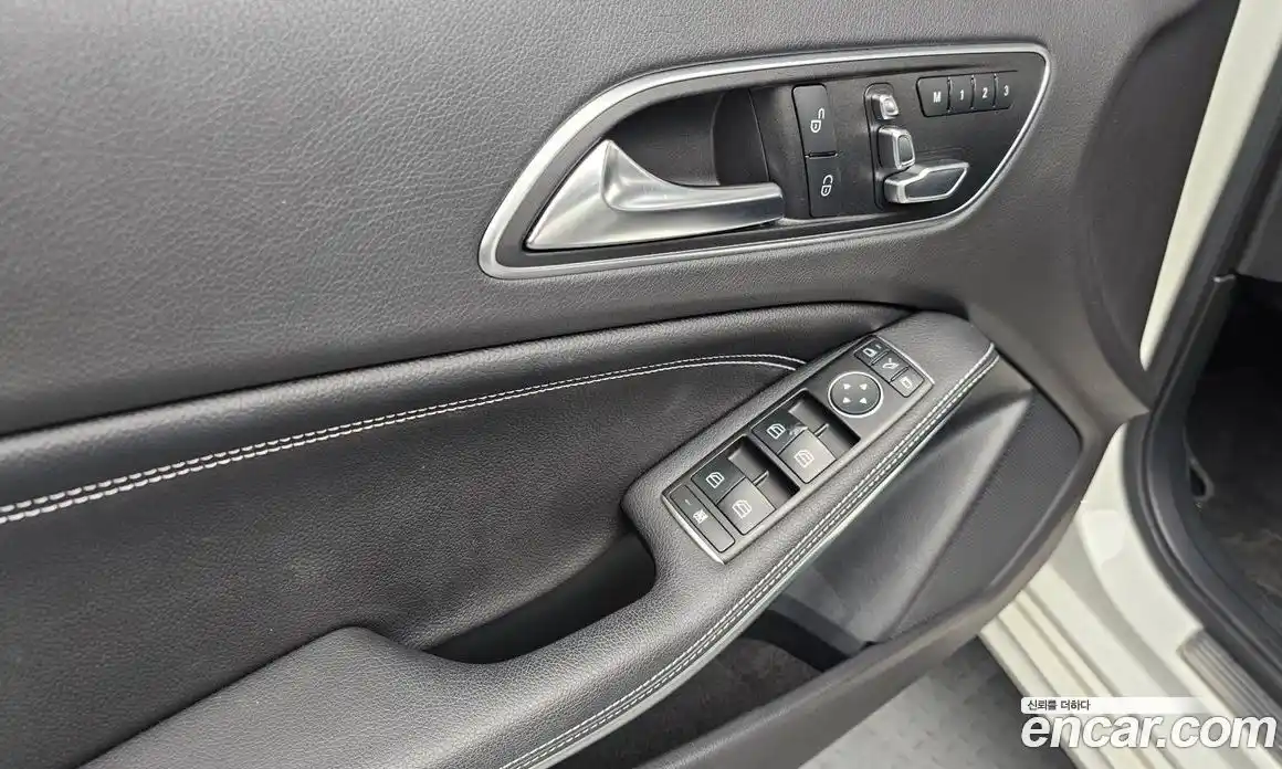 Mercedes-Benz A-Class 2016 1.6 гидро в Москве № 412678, фото 18
