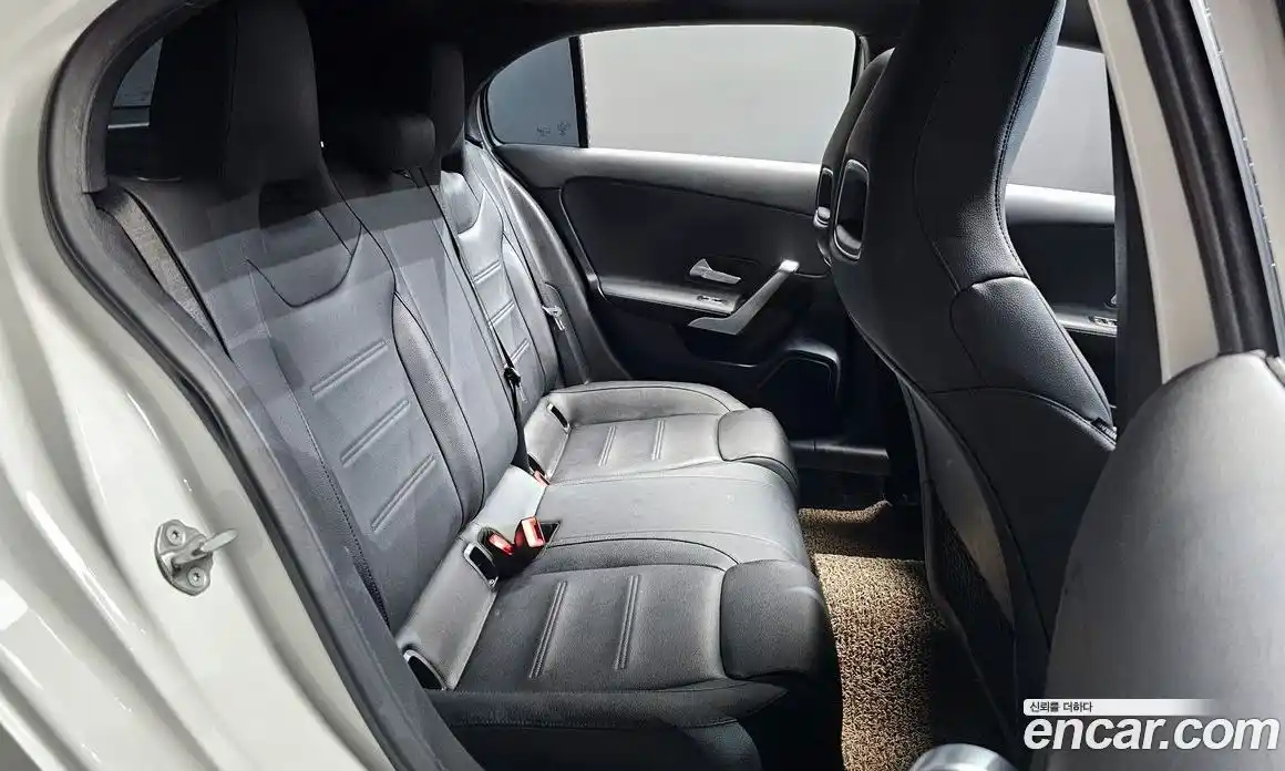 Mercedes-Benz A-Class 2020 2.0 гидро в Москве № 413027, фото 12