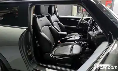 Mini Cooper 2017 1.5 гидро в Москве № 432116, миниатюра 12