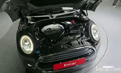 Mini Cooper 2017 1.5 гидро в Москве № 432116, миниатюра 6