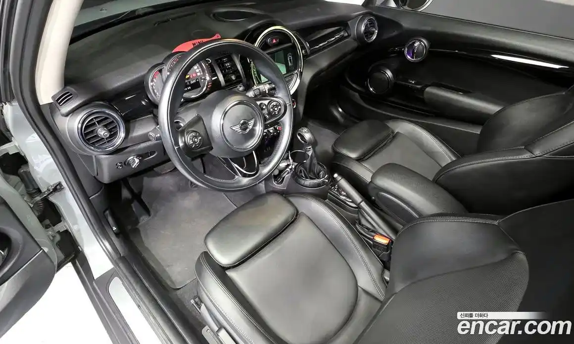 Mini Cooper 2017 1.5 гидро в Москве № 432116, фото 7