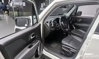 Jeep Renegade 2021 2.4 гидро в Москве № 432677, миниатюра 10