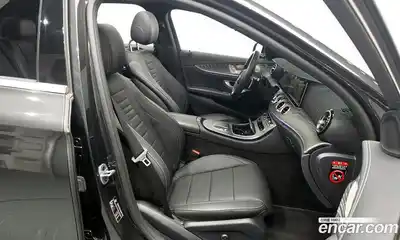 Mercedes-Benz E-Class 2022 2.0 гидро в Москве № 466159, миниатюра 11
