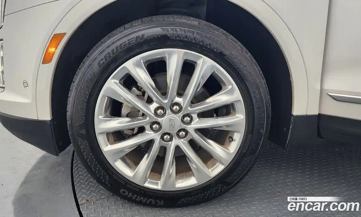 Cadillac XT5 2018 3.6 гидро в Москве № 474663, фото 5